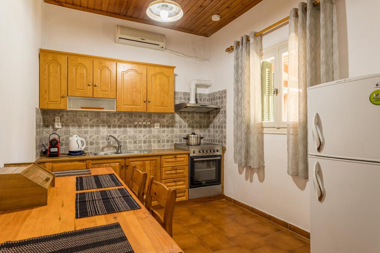 Sophia'S Apartment Stoúpa Zewnętrze zdjęcie